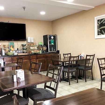 Quality Inn I-70 At Wanamaker Topeka Ngoại thất bức ảnh