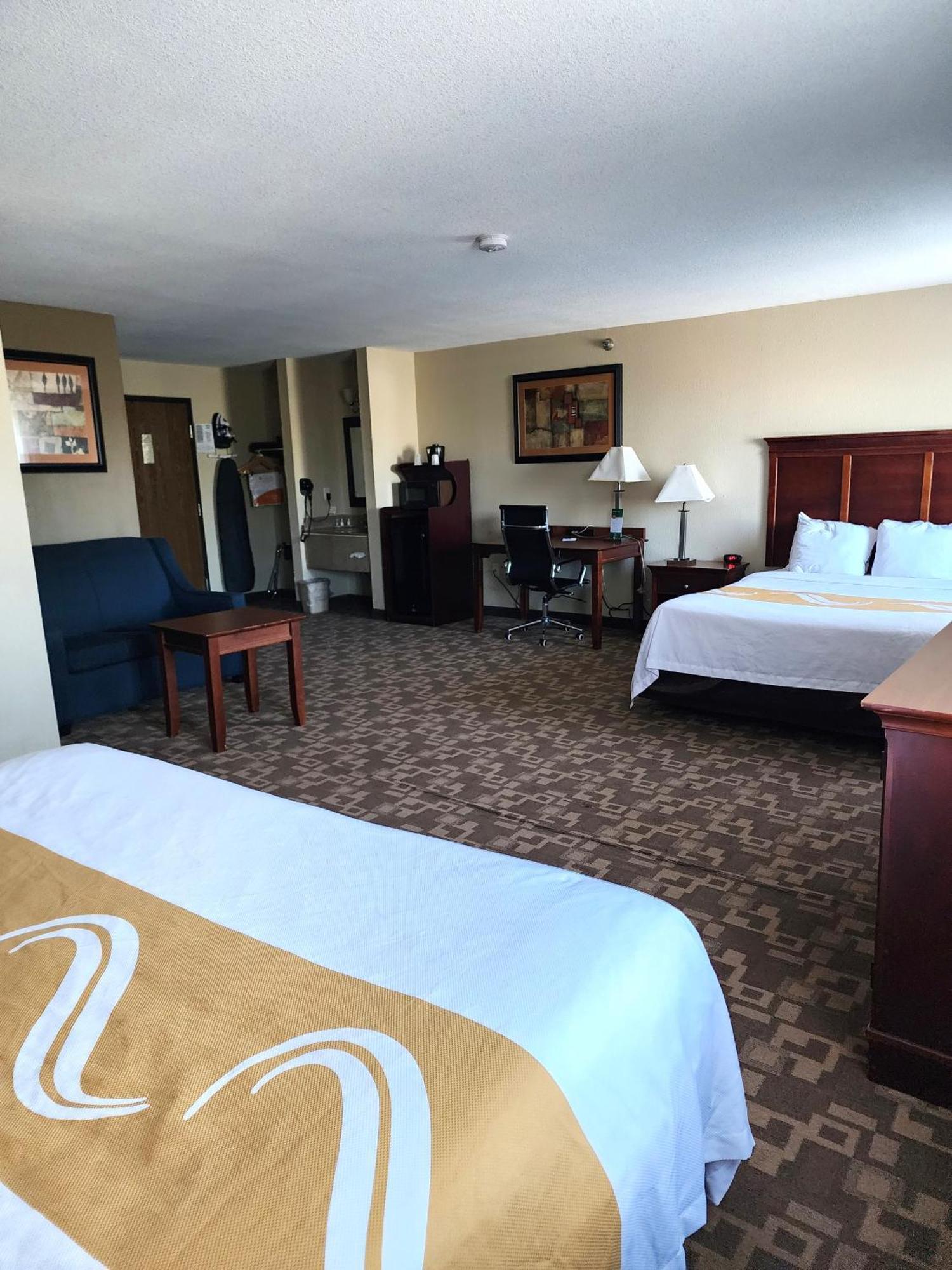 Quality Inn I-70 At Wanamaker Topeka Ngoại thất bức ảnh