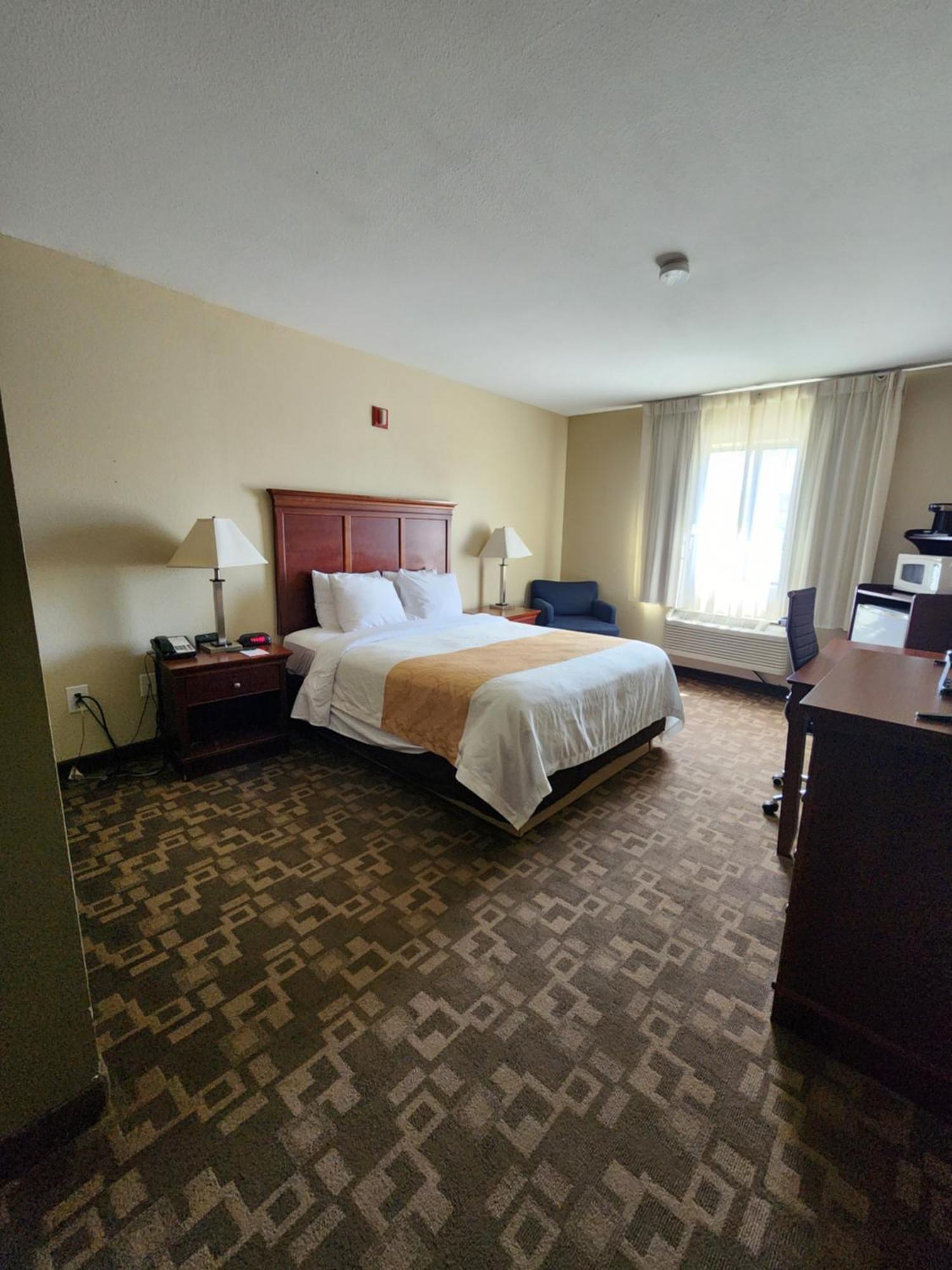 Quality Inn I-70 At Wanamaker Topeka Ngoại thất bức ảnh