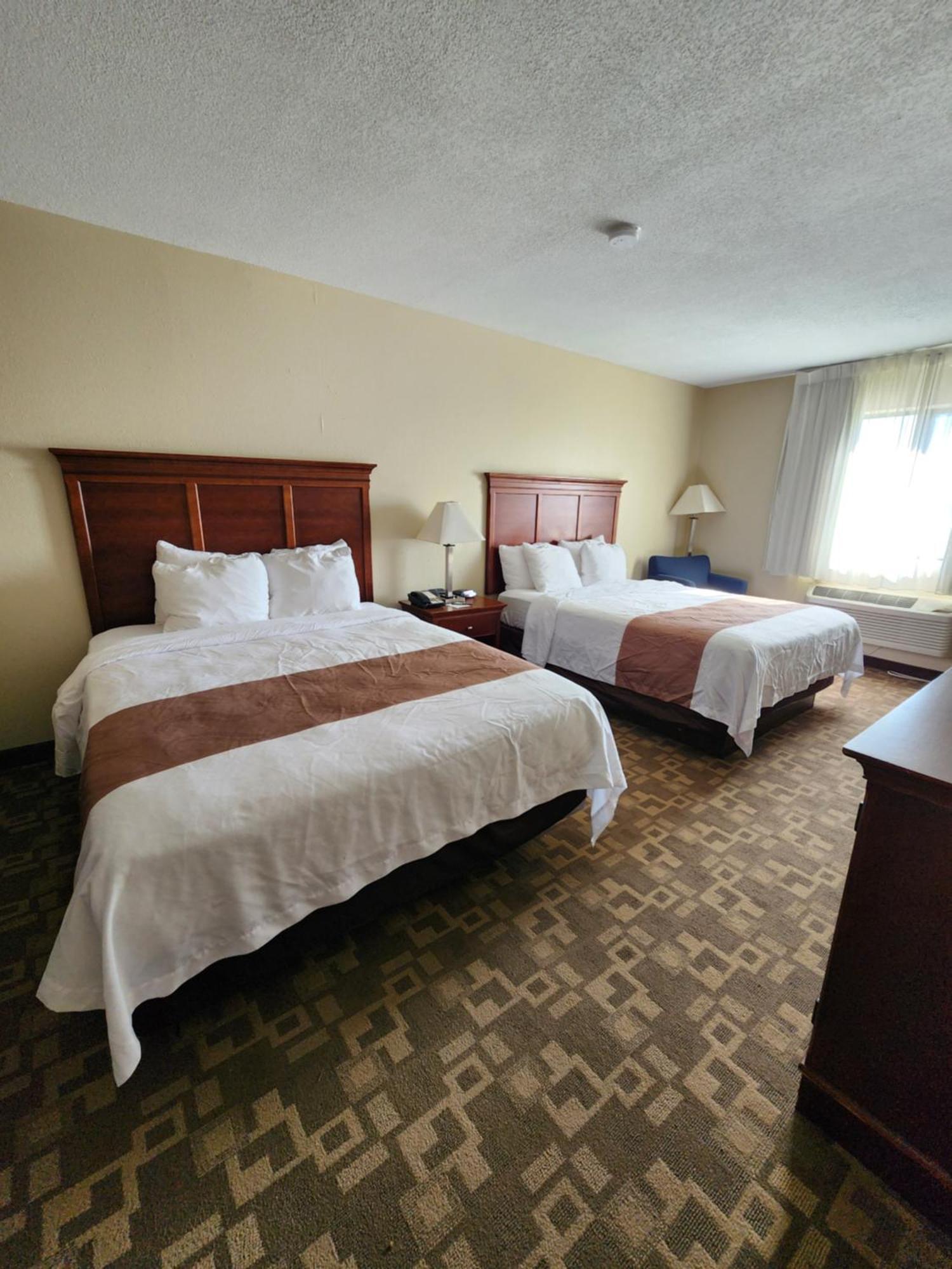 Quality Inn I-70 At Wanamaker Topeka Ngoại thất bức ảnh