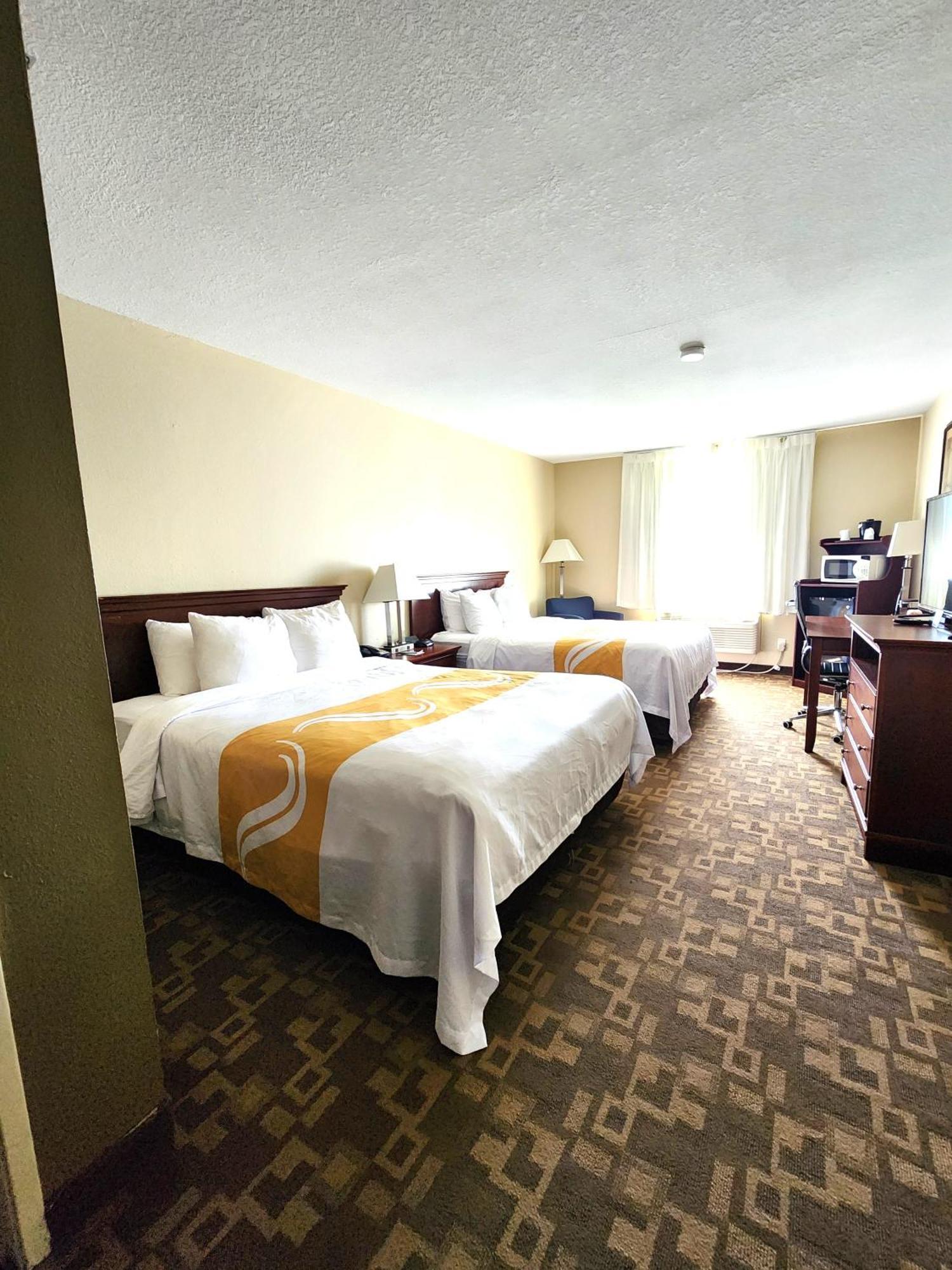 Quality Inn I-70 At Wanamaker Topeka Ngoại thất bức ảnh