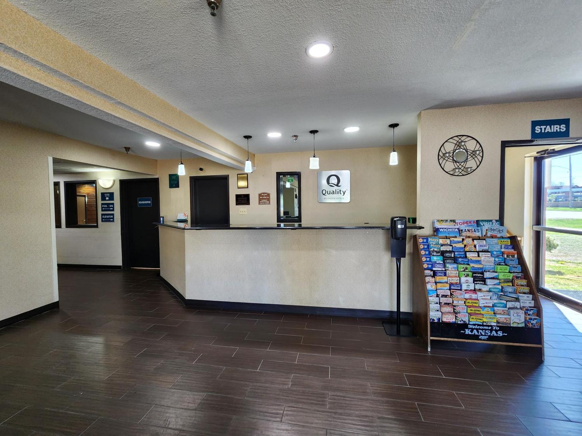 Quality Inn I-70 At Wanamaker Topeka Ngoại thất bức ảnh