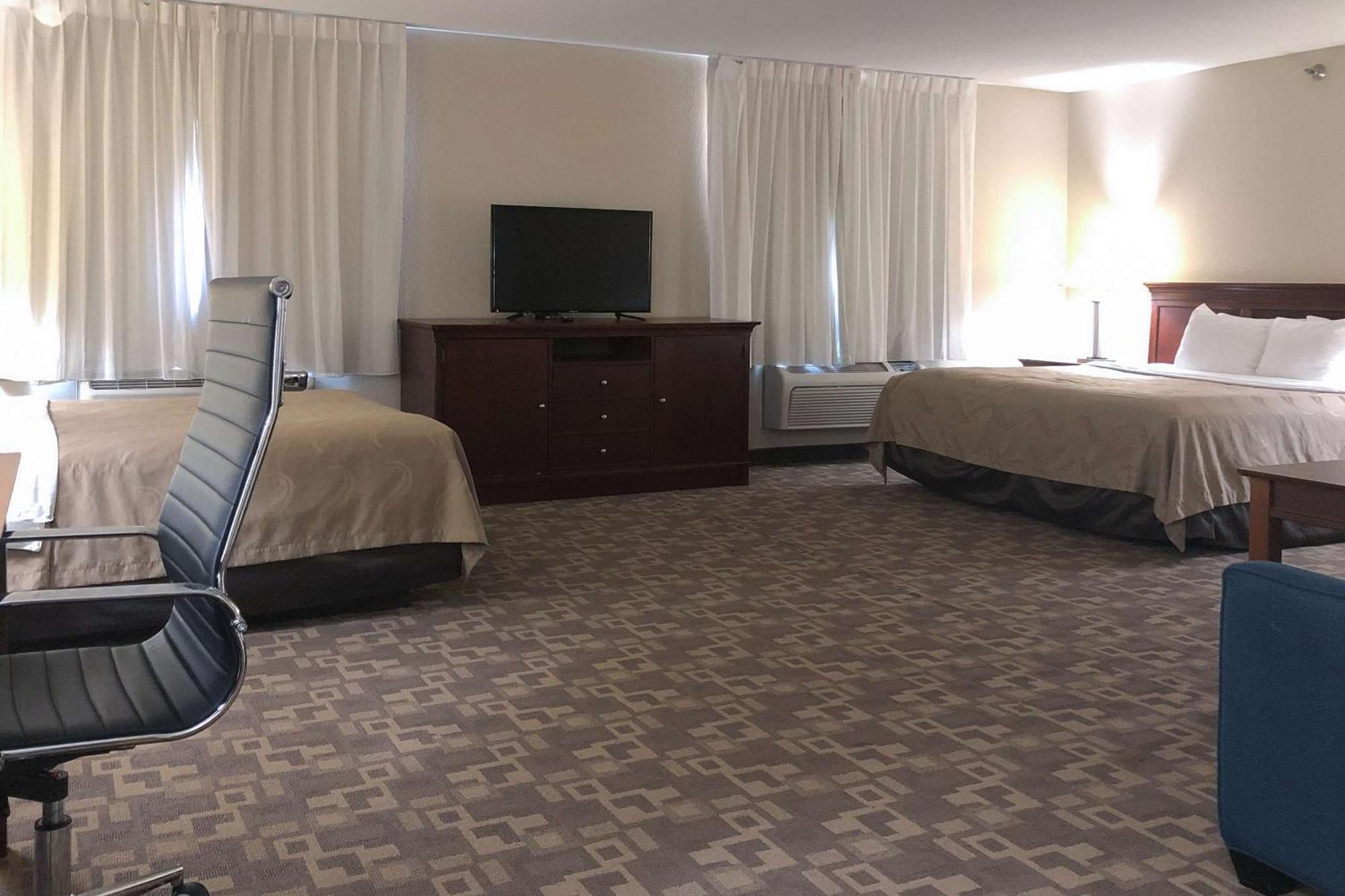 Quality Inn I-70 At Wanamaker Topeka Ngoại thất bức ảnh