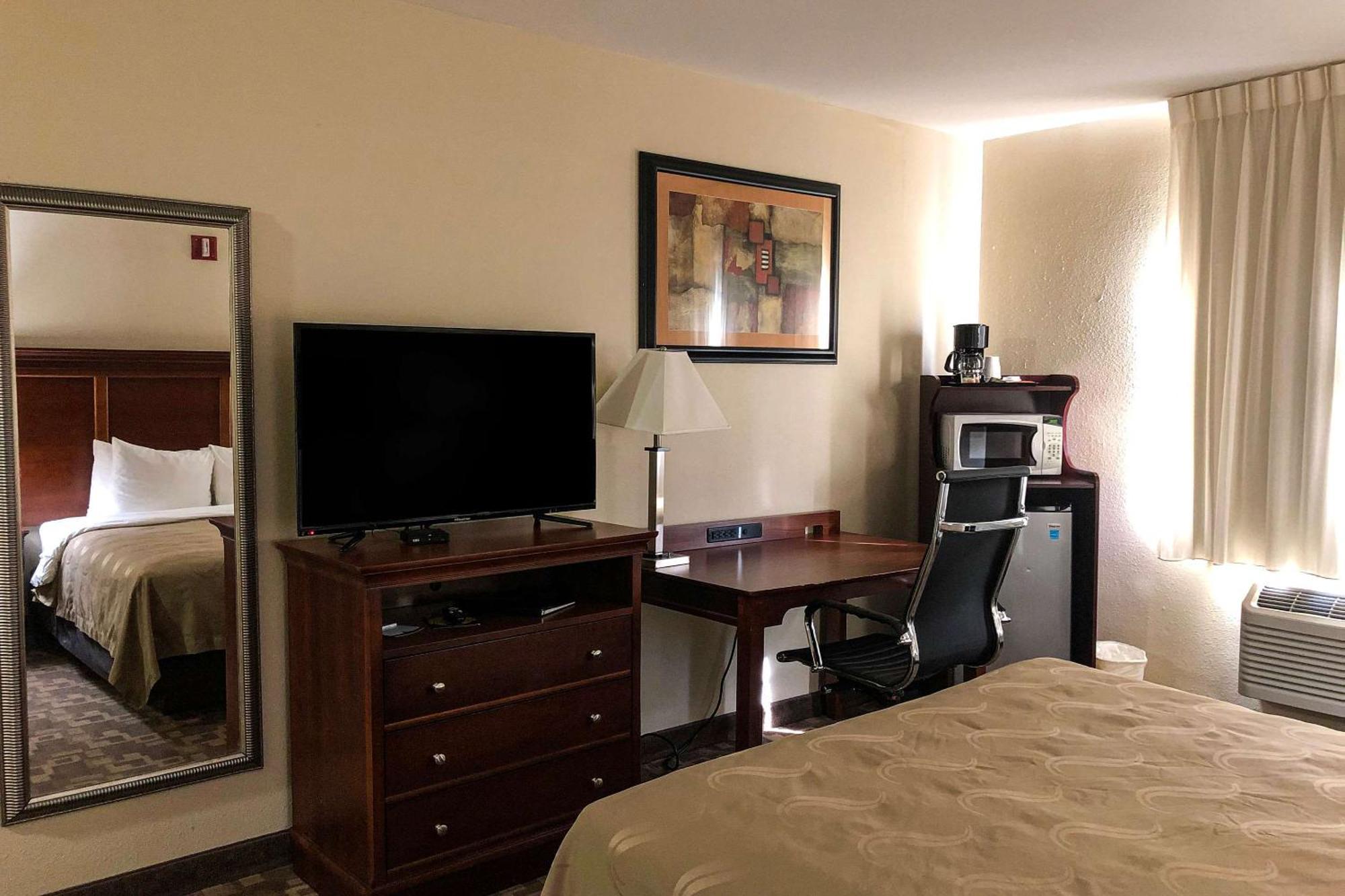 Quality Inn I-70 At Wanamaker Topeka Ngoại thất bức ảnh