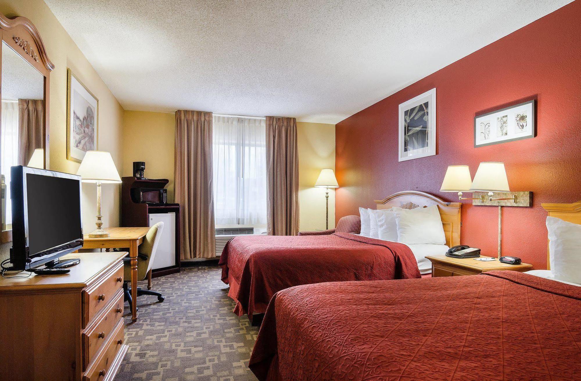 Quality Inn I-70 At Wanamaker Topeka Ngoại thất bức ảnh